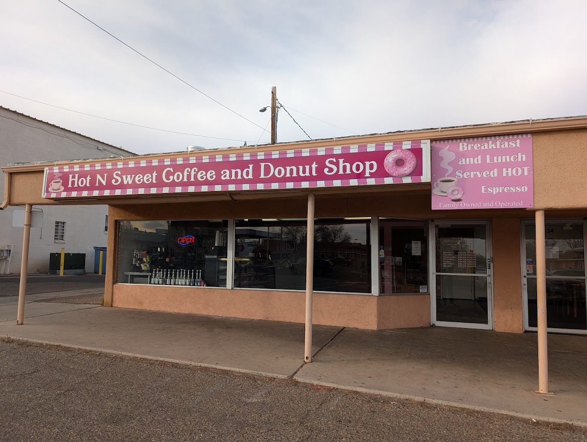 Hot N Sweet Coffee And Donut Shop-1